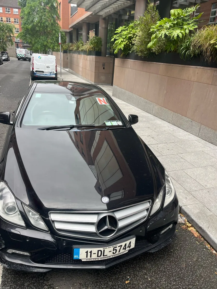 Mercedes E250 2011 Model - Image 1