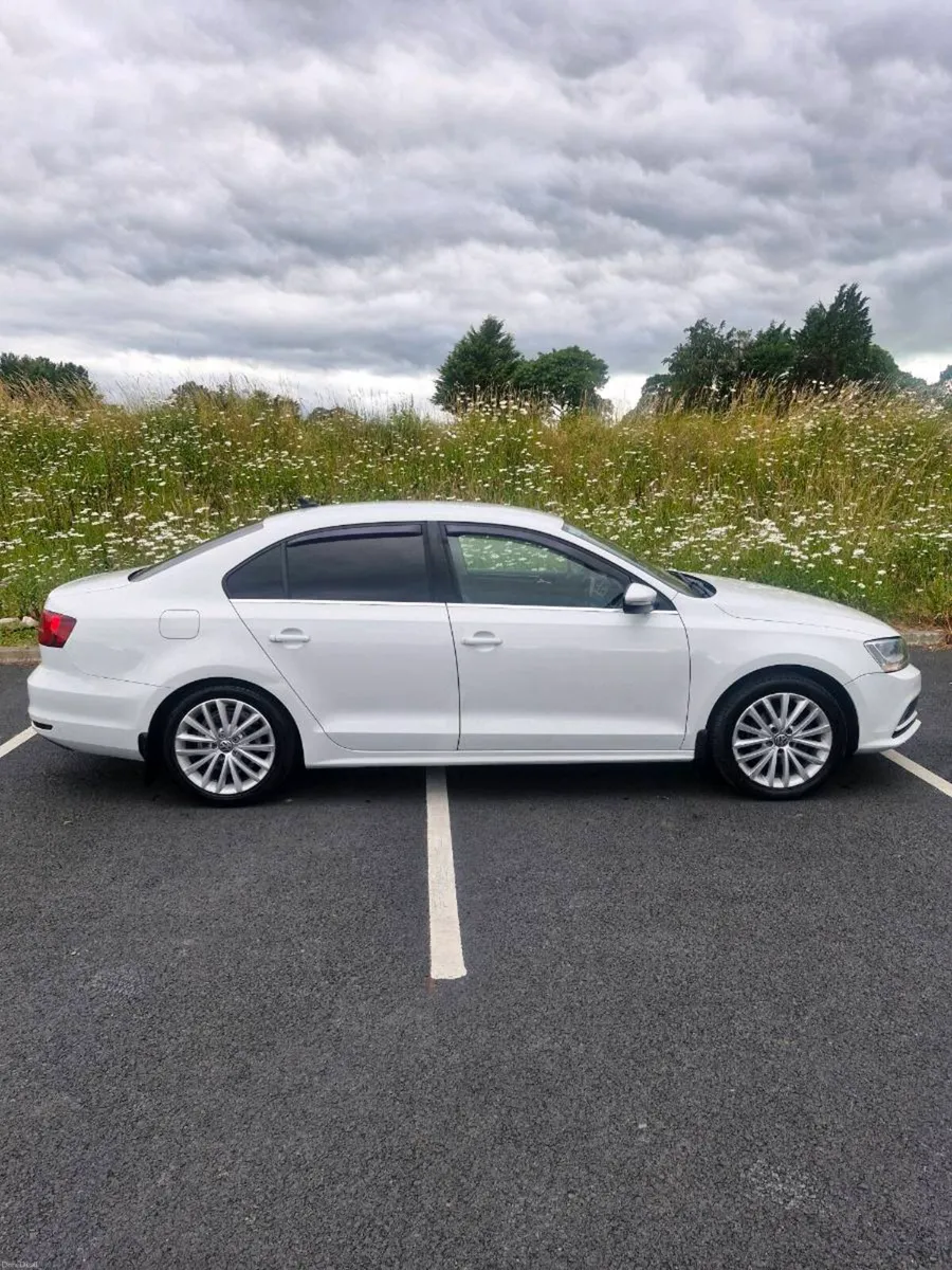 Volkswagen jetta 2.0 highline - Image 4