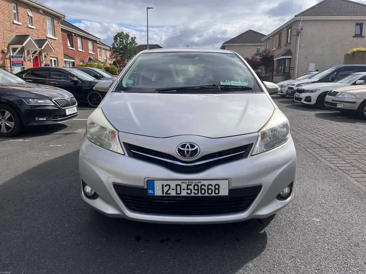 Toyota Yaris 2012 1l Petrol Hatchback - Image 1