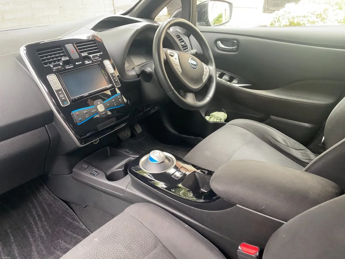 Nissan Leaf 2016 30 kWh - Image 3