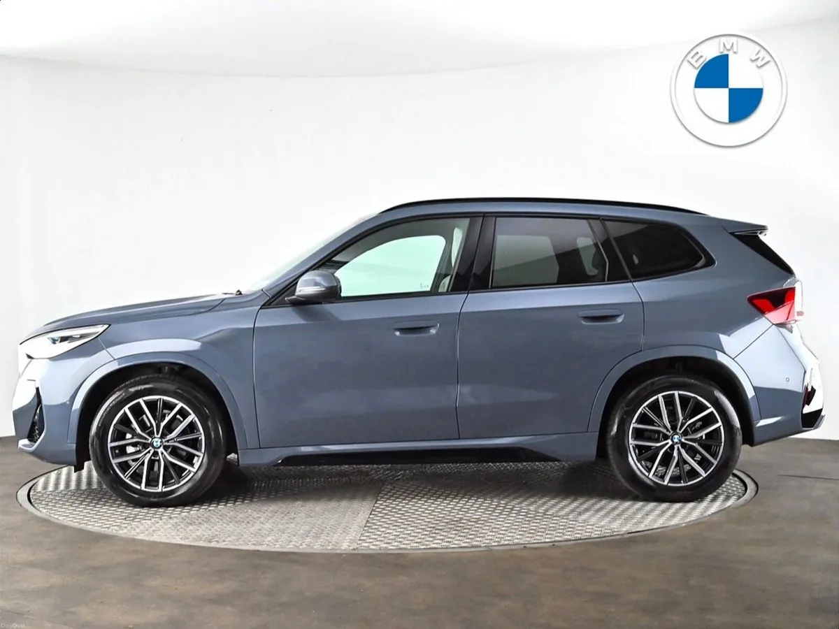 BMW iX1 eDrive20 M Sport - Image 3