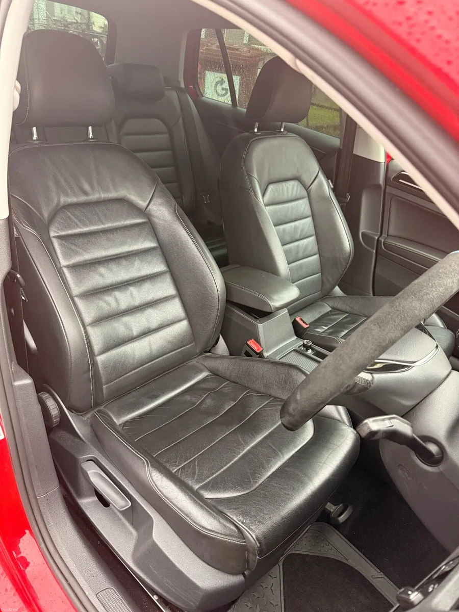 2017 VW RLine Golf - Image 6