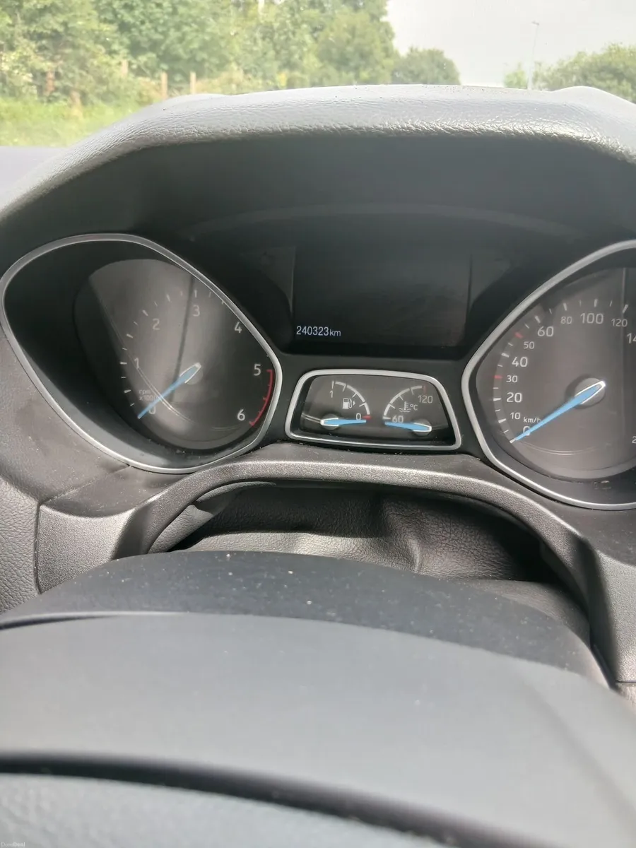 Ford Focus 2017 - Image 3