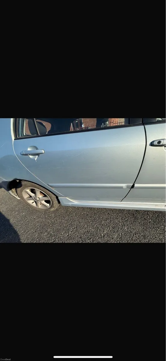 Toyota Corolla - Image 3