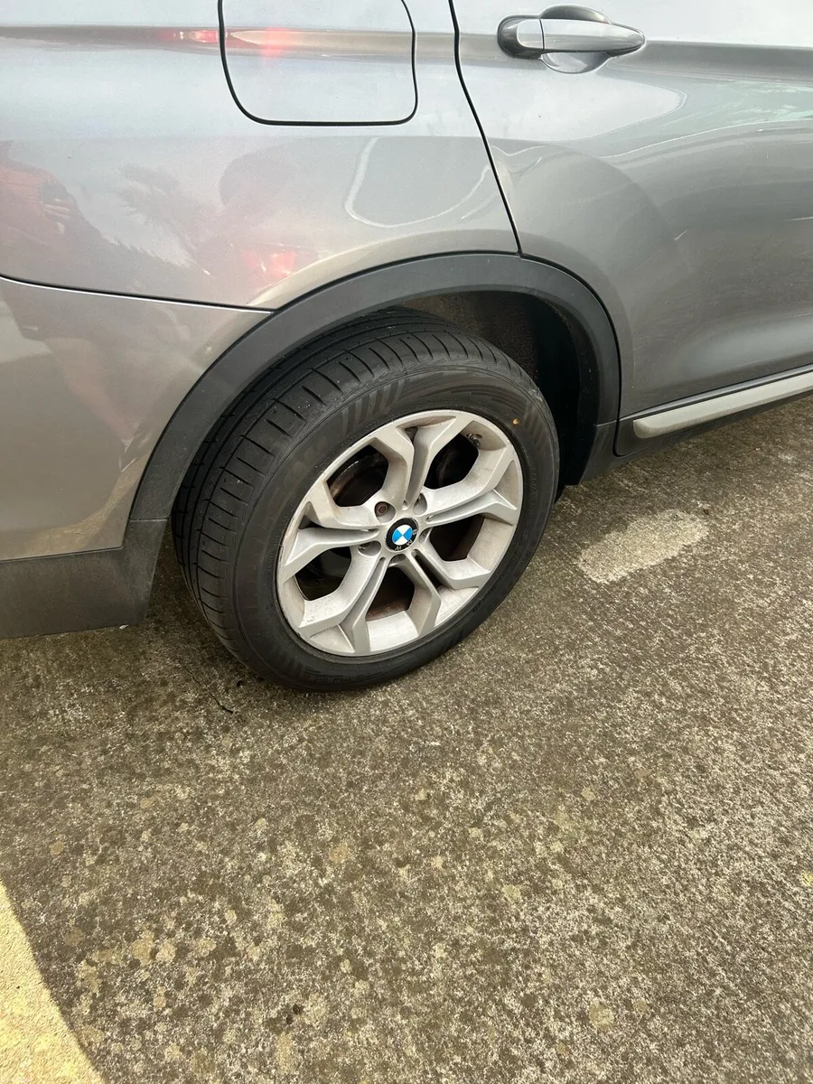BMW X3 - Image 2