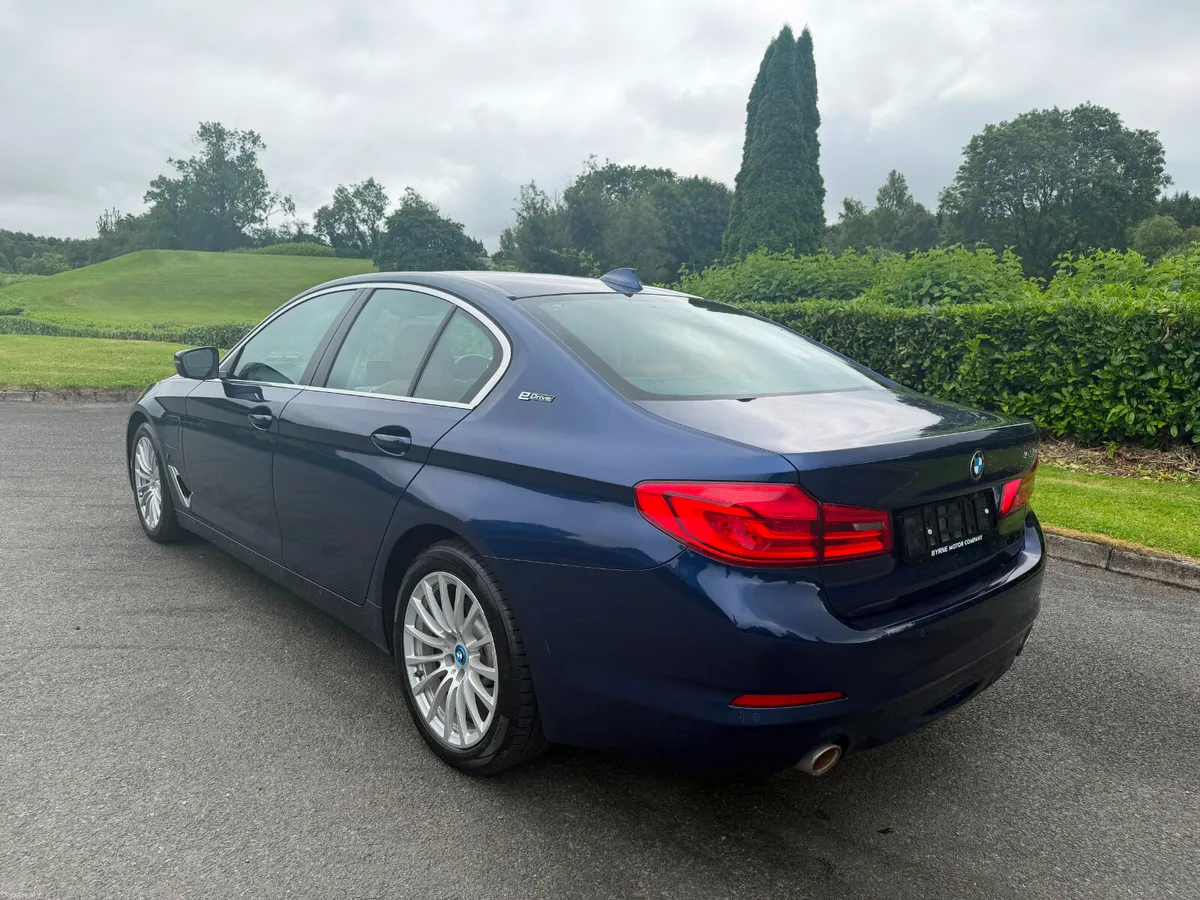 BMW 530E LUXURY AUTO 2018 - Image 3