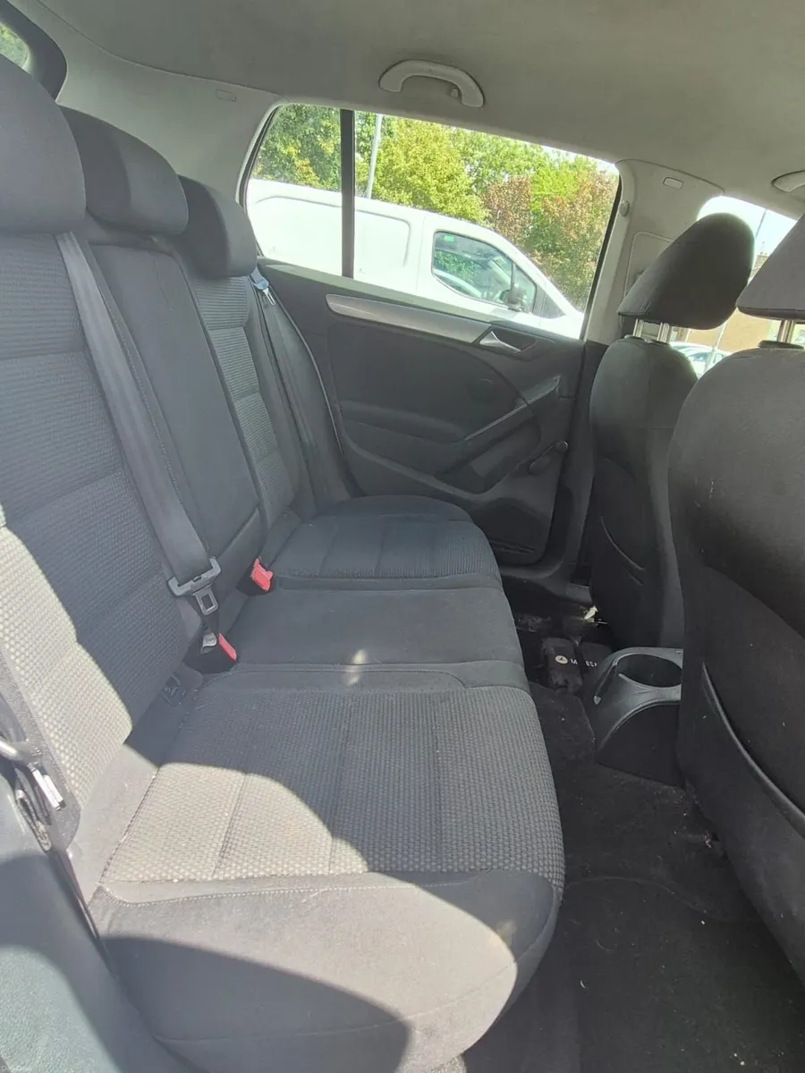 Volkswagen Golf 2009 - Image 1