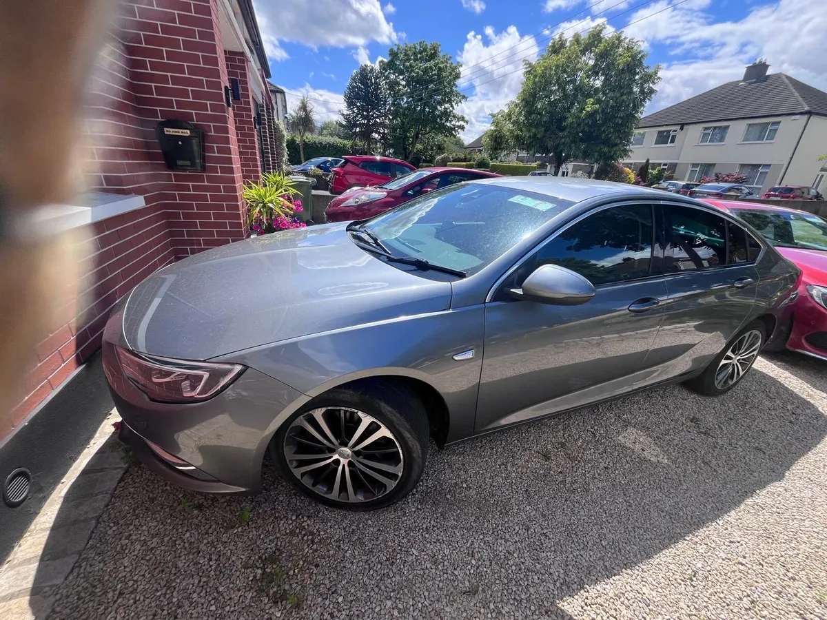 Opel insignia grand sport elite 2.0 - Image 2