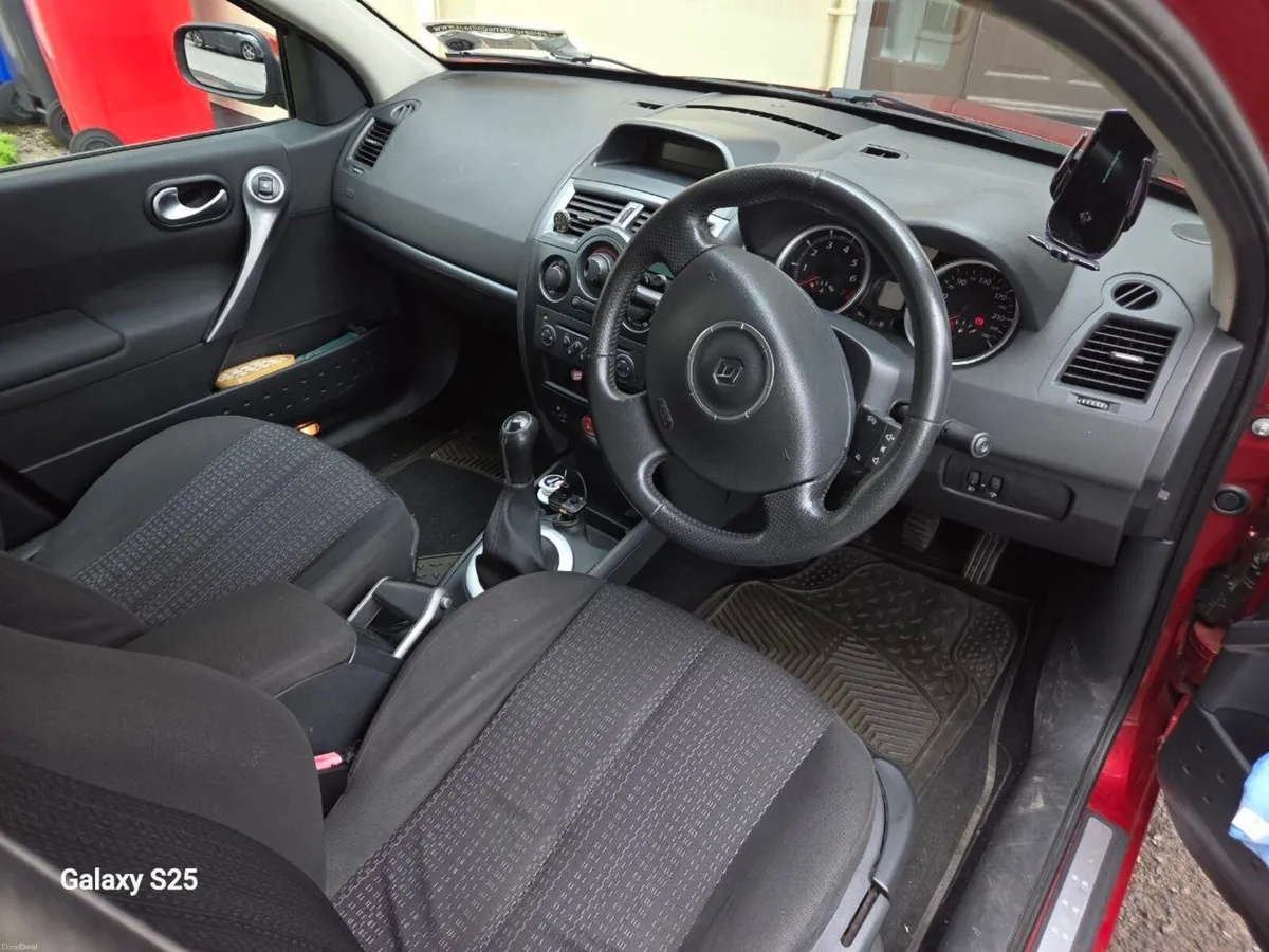 Renault Megane 2008 - Image 1