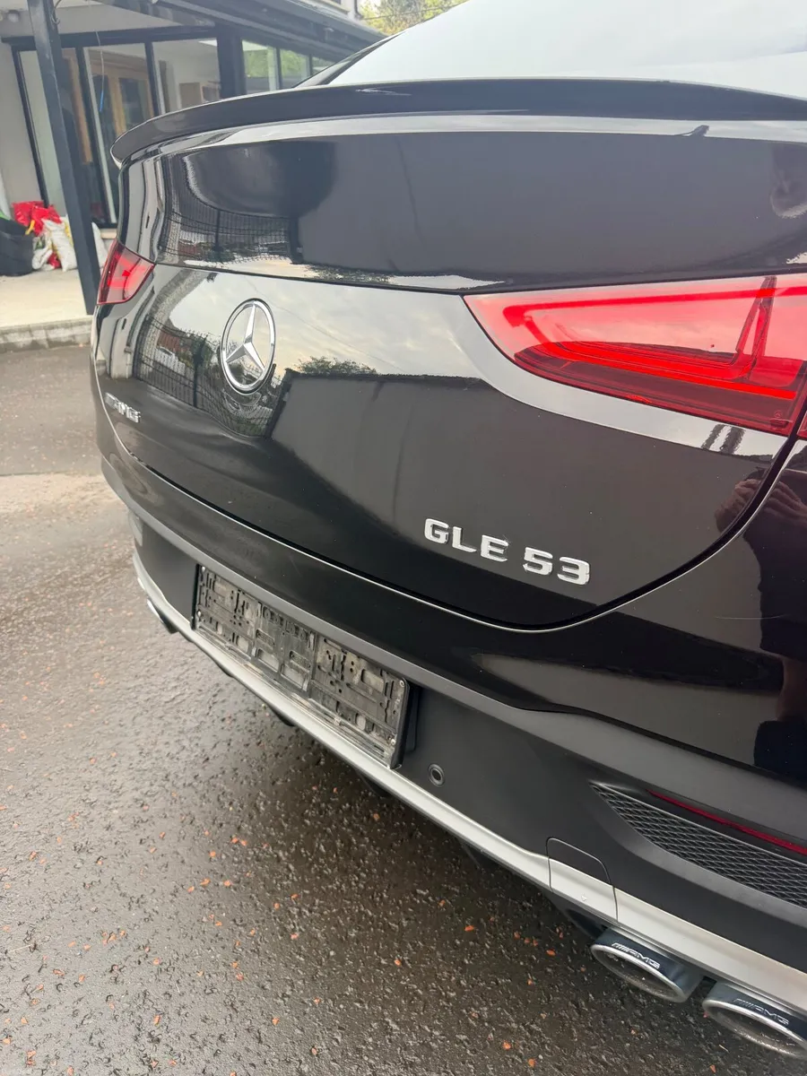 Mercedes-Benz GLE 2021 - Image 2