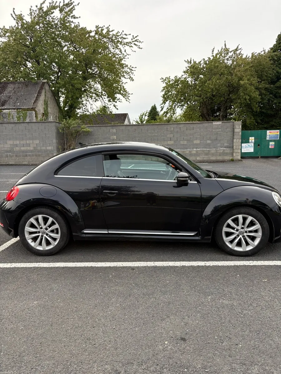 141 Volkswagen Beetle Automatic - Image 2