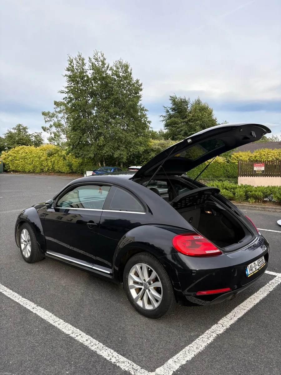141 Volkswagen Beetle Automatic - Image 3