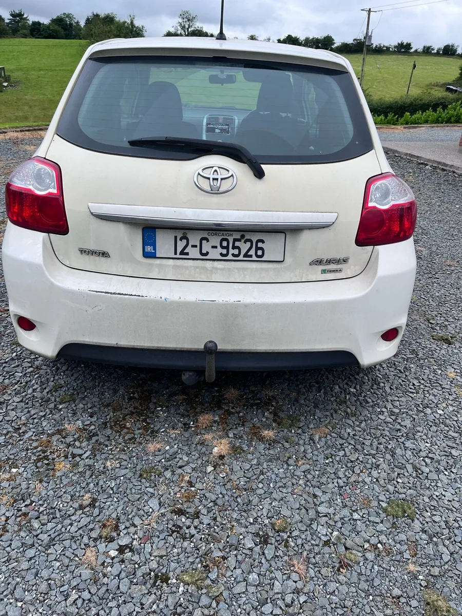 Toyota Auris - Image 2