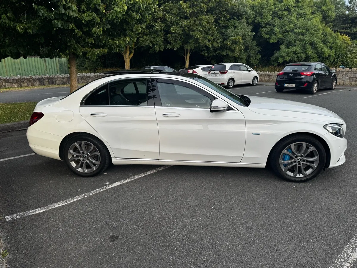 Mercedes c350e - Image 3