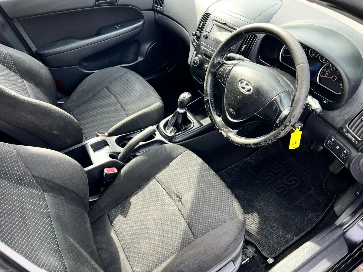 Hyundai i30 2011 1.6 CRDi new nct 3/27 tax 9/26 - Image 2