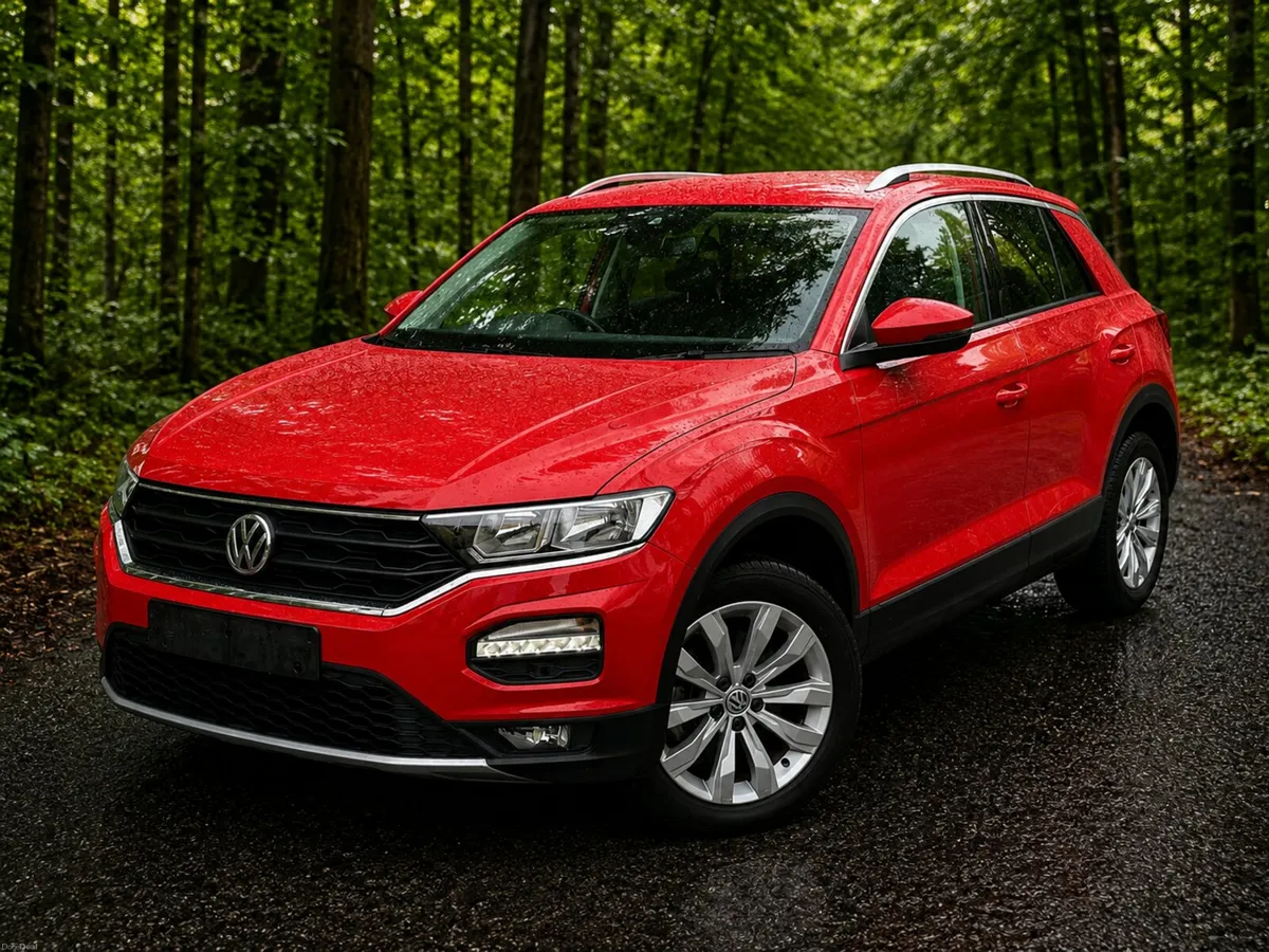 181 Volkswagen T-Roc 1.0 PETROL - LOW KMS - AS NEW - Image 3
