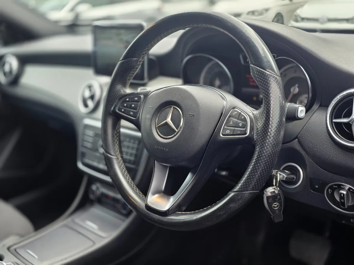 2015 Mercedes-Benz CLA180 SPORT AUTOMATIC - Image 4