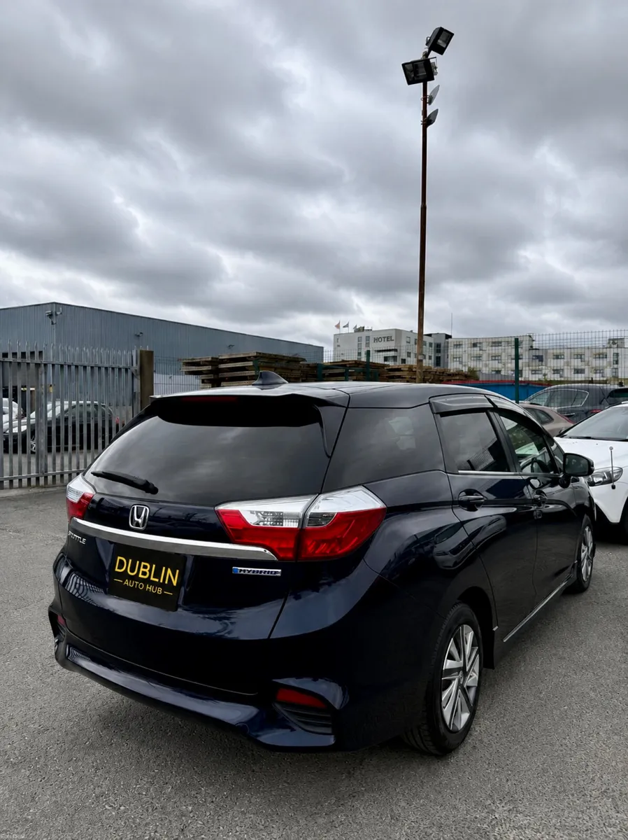 HONDA SHUTTLE 2015 (1.5, HYBRID) - Image 6