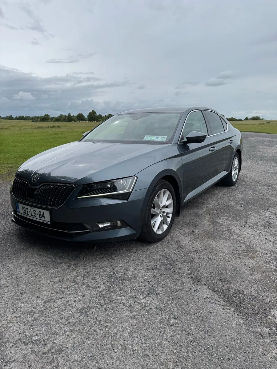 2018 Skoda Superb - Image 2