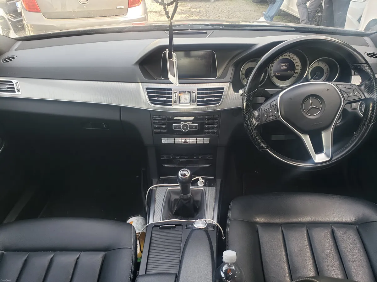 Mercedes-Benz E-Class 2014 - Image 3