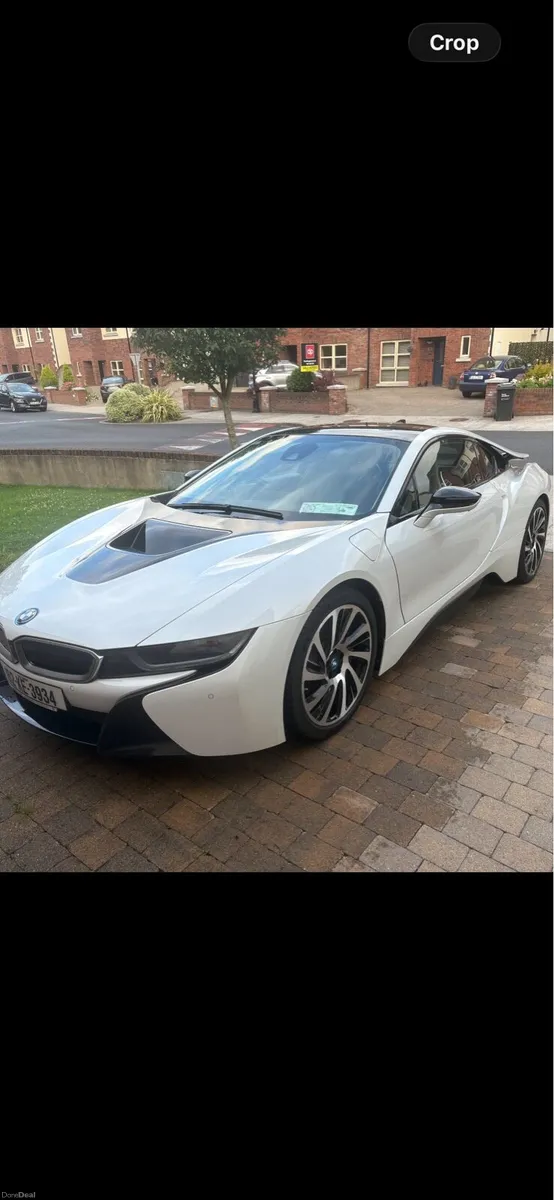BMW i8 - Image 1