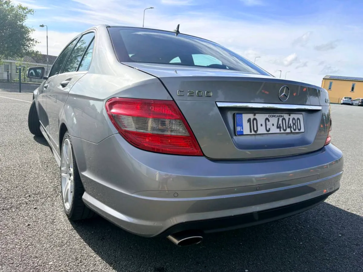 Mercedes-Benz C-Class - Image 3