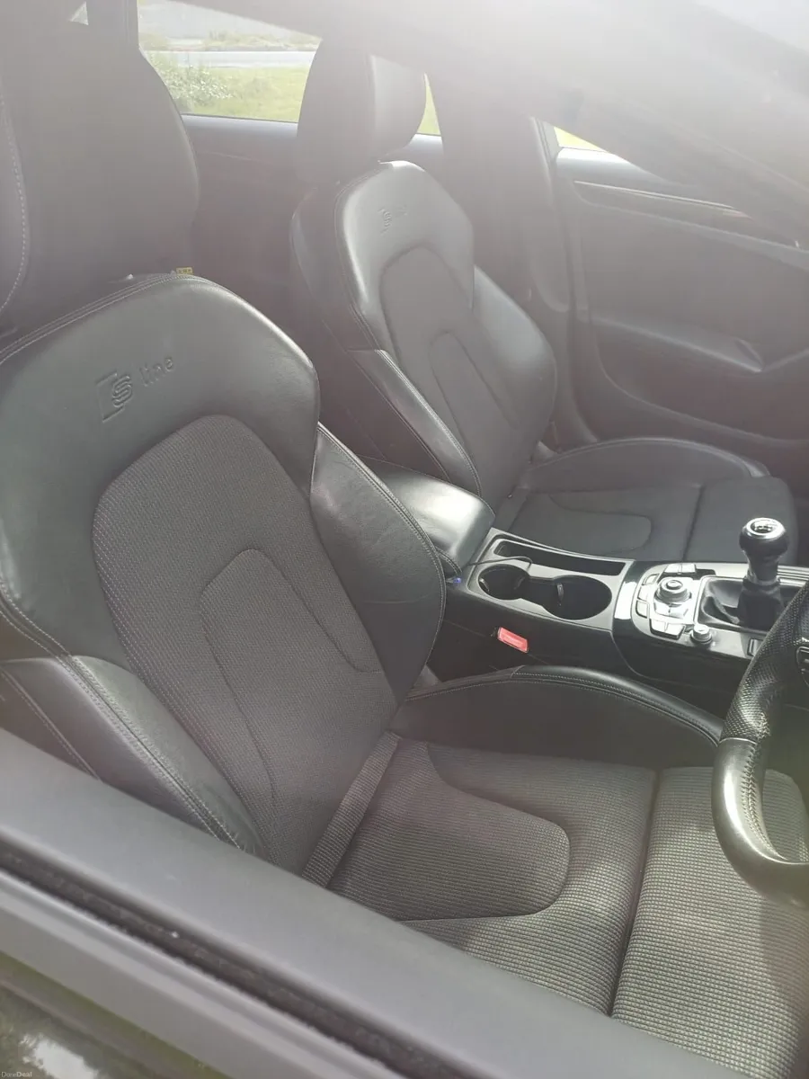 Audi A4 2013 2.0 TFSI Quattro S-line Black edition - Image 2