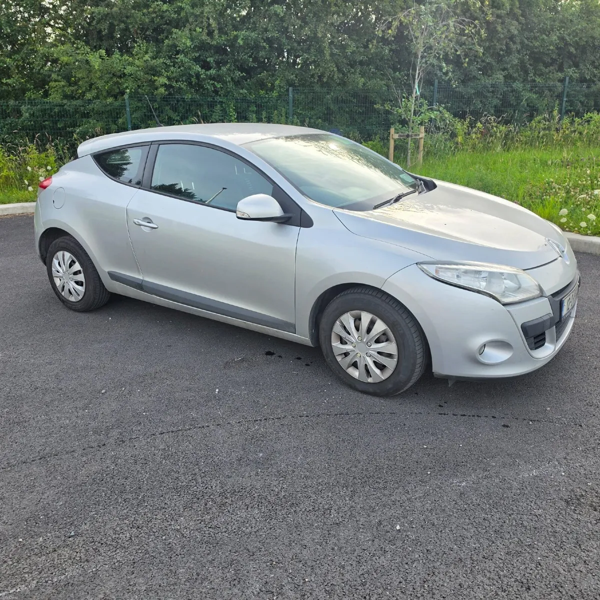 Renault Megane 2012 - Image 1