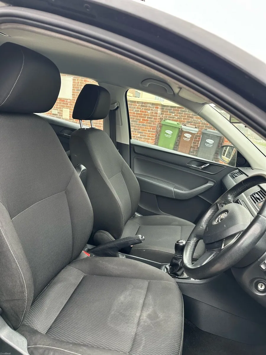 Skoda Rapid 2013 manual diesel NCT Exp July 2027 - Image 3