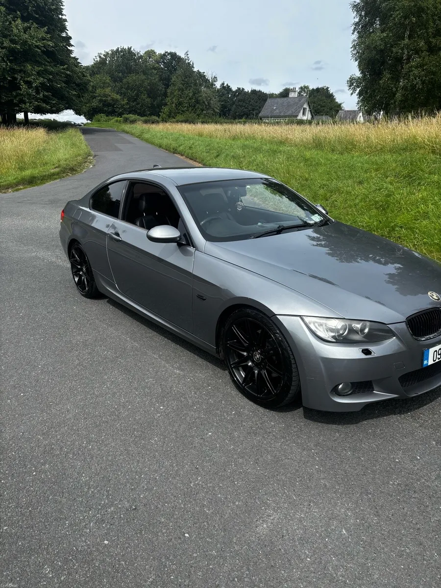 BMW e92 m sport - Image 4