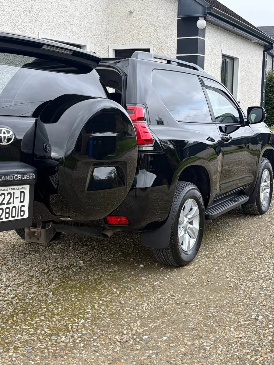 Toyota Landcruiser - Image 4