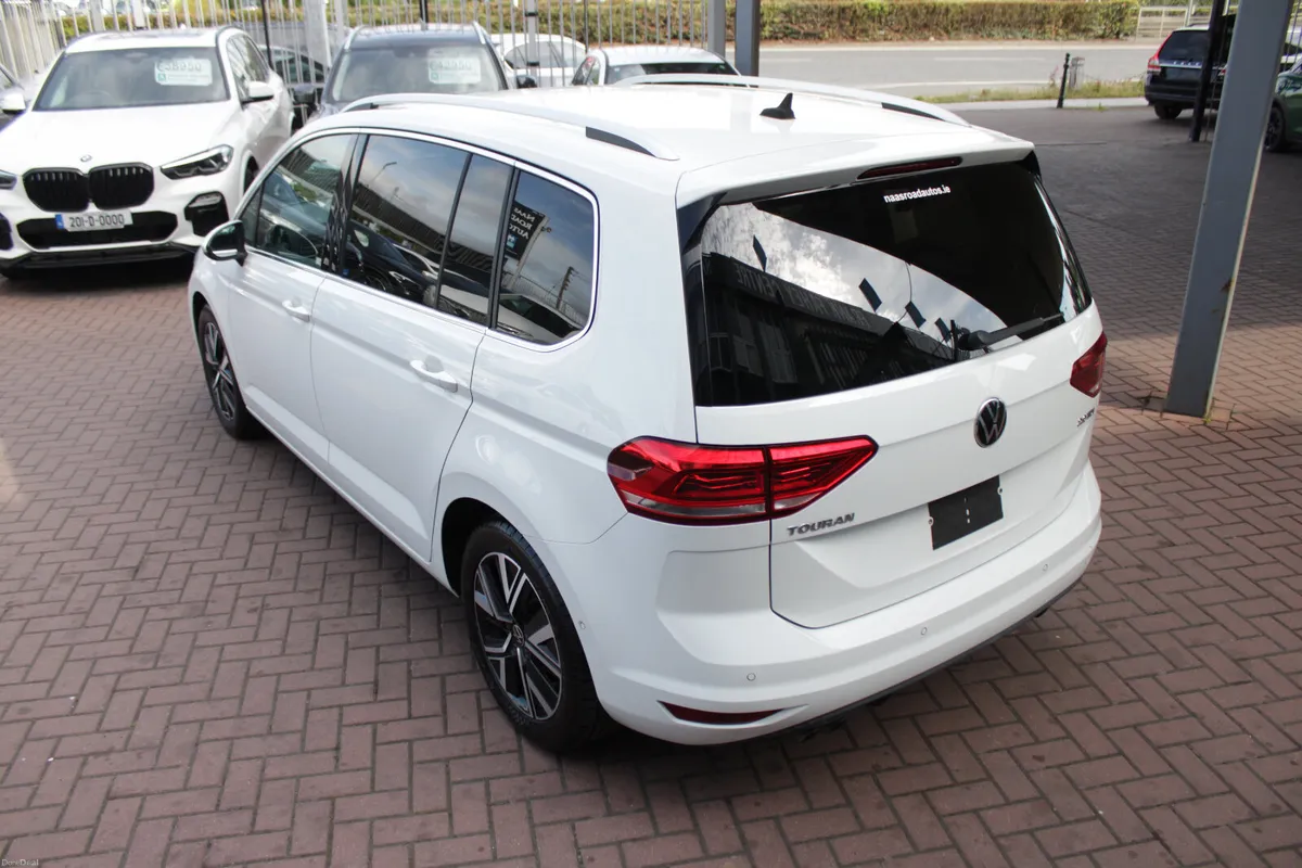 VOLKSWAGEN TOURAN 2.0TDI HIGHLINE 7 SEATER AUTO - Image 6