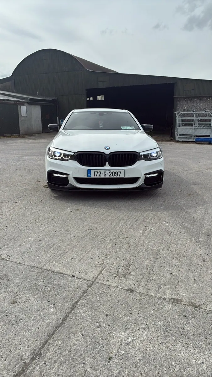 BMW 5 series G30 - Image 2