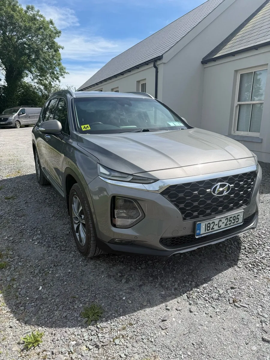 Hyundai Sante Fe 2.2 CRDi 4WD Executive Plus - Image 2