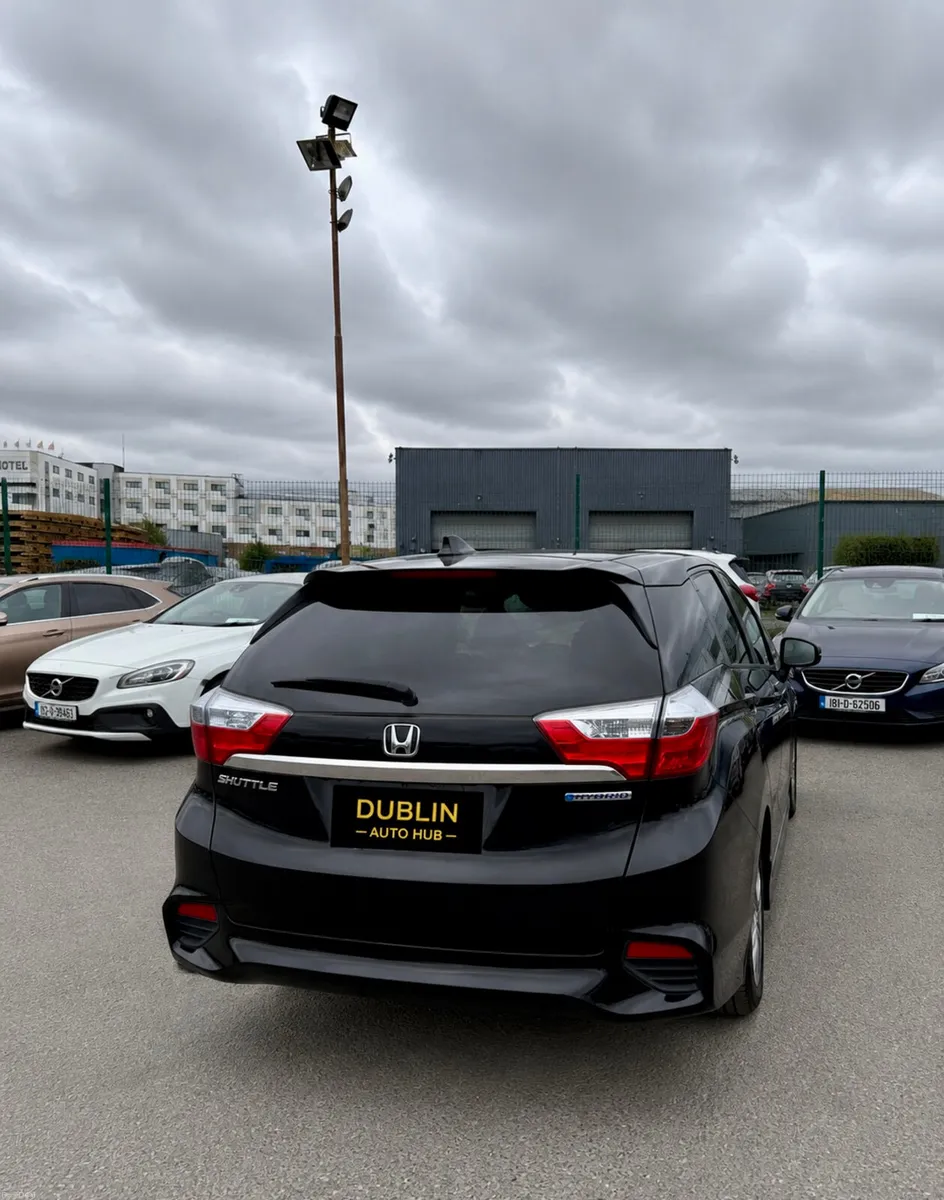 HONDA SHUTTLE 2015 (1.5, HYBRID) - Image 5