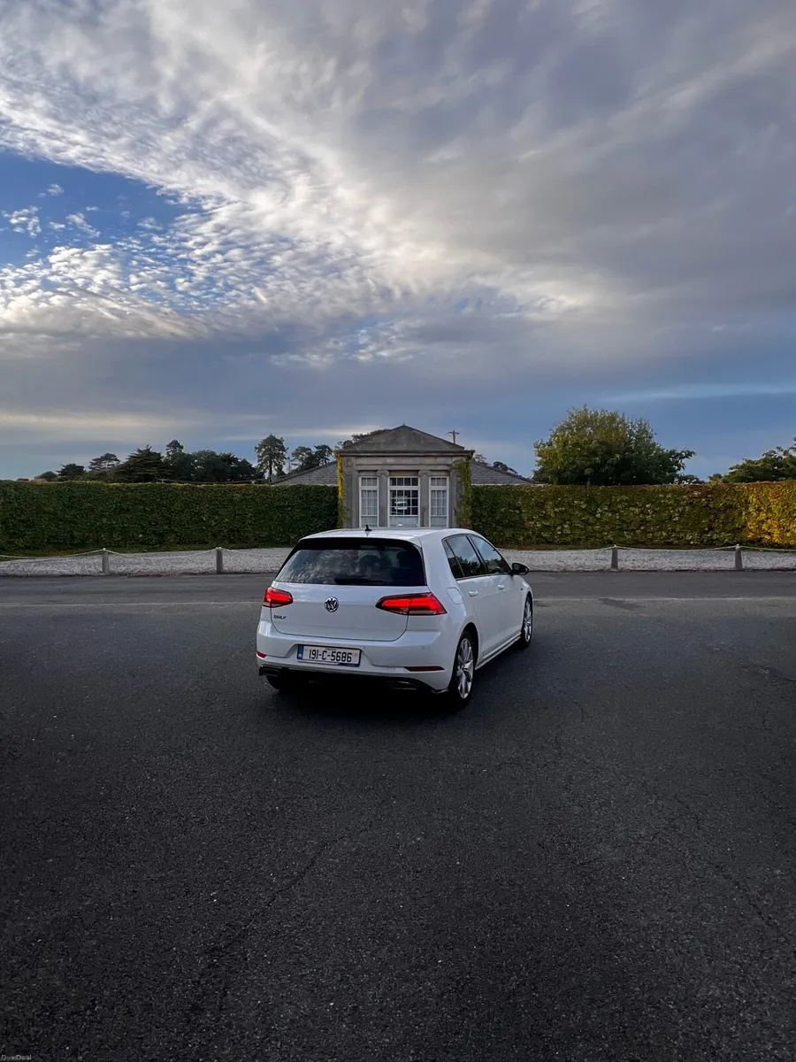 Volkswagen Golf - Image 5