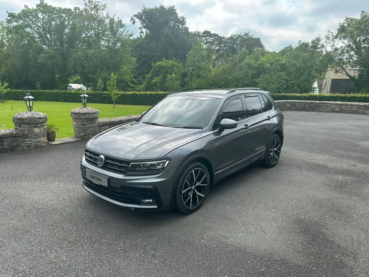 2018 Volkswagen Tiguan RLine - Image 2