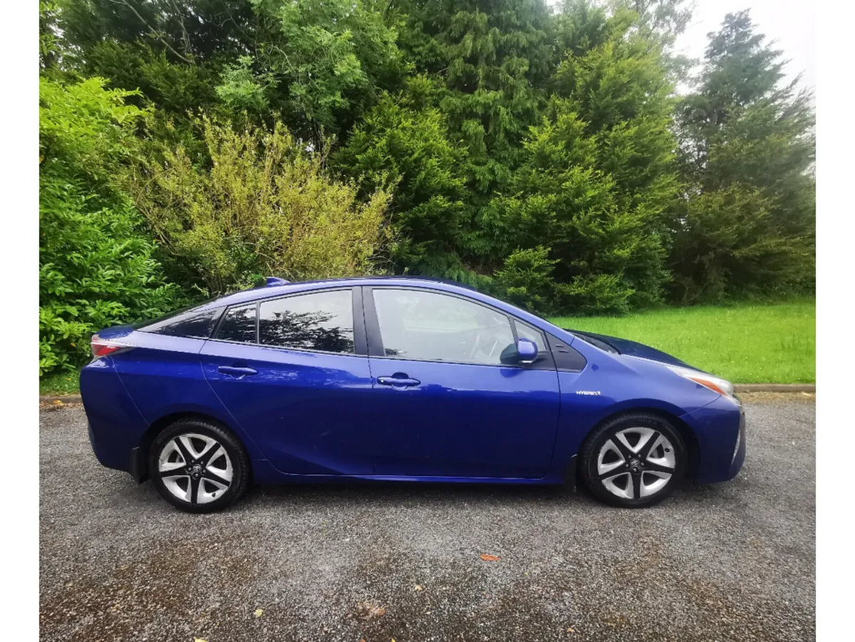 Toyota Prius 1.8 HYBRID BUS EDT+ VVTI CVT 5DR A BU - Image 4
