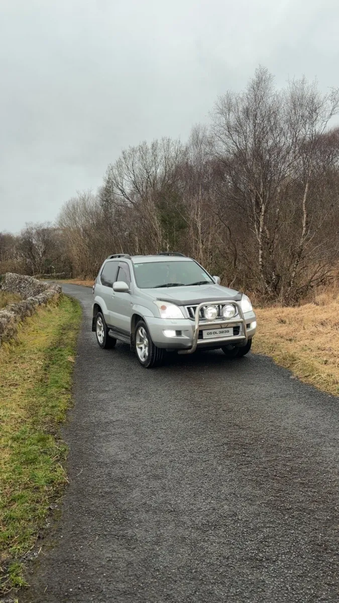 Toyota landcruiser - Image 2