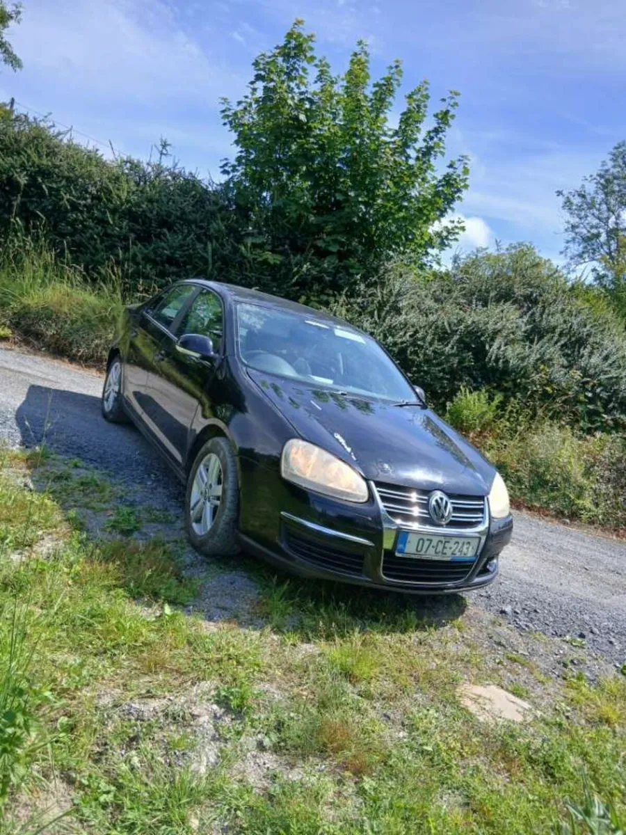 Volkswagen Jetta 2007 - Image 4