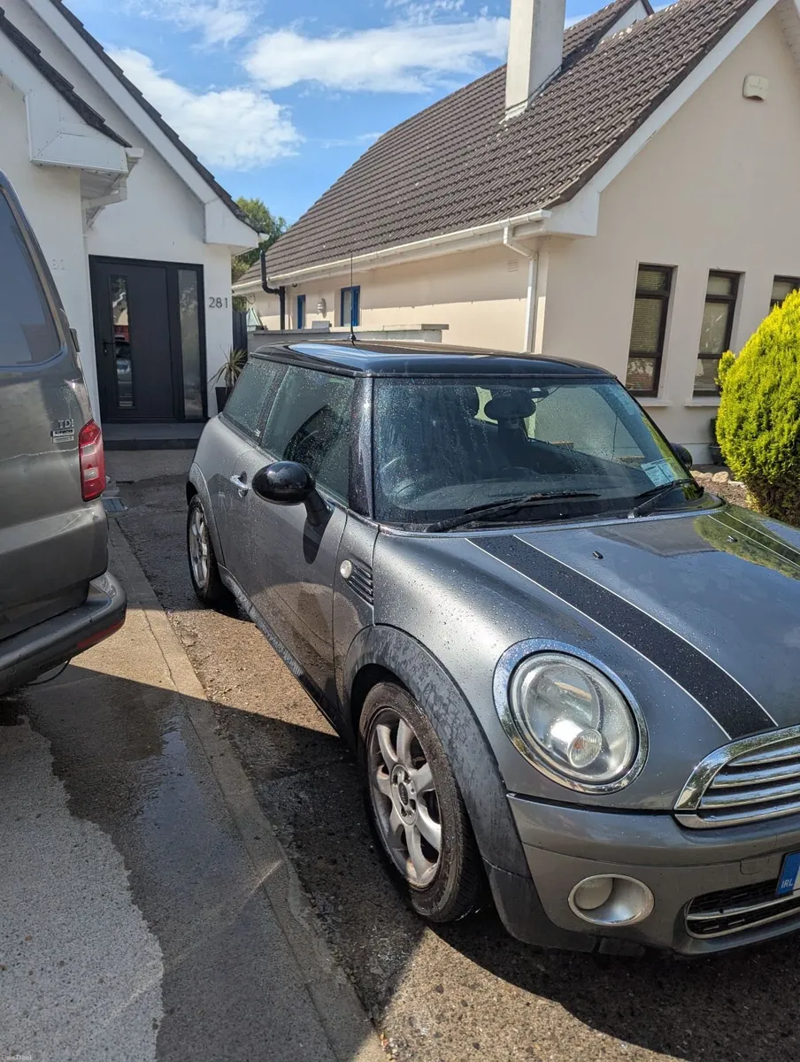 Mini Cooper 2009 - Image 1