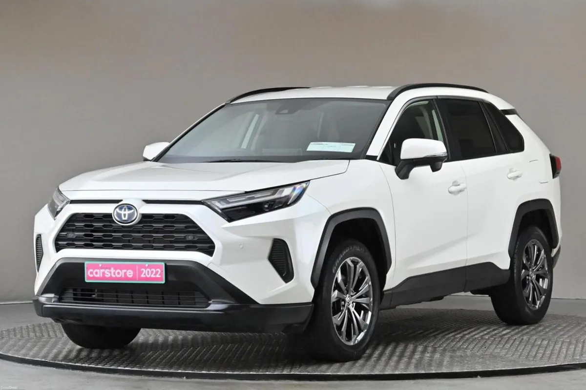 Toyota RAV4 2.5 PETROL HYBRID 2WD **REVERSE CAM**P - Image 3