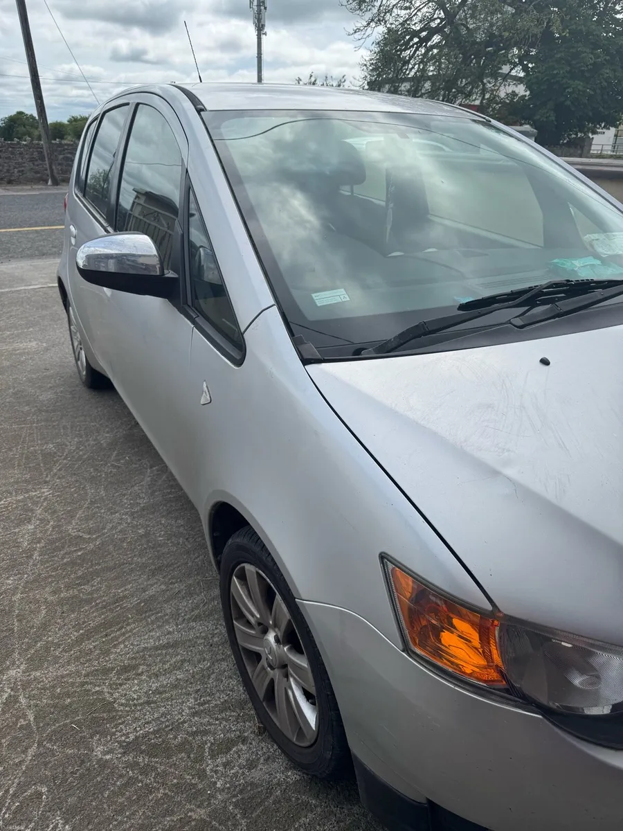 2010 Mitsubishi Colt - Image 4