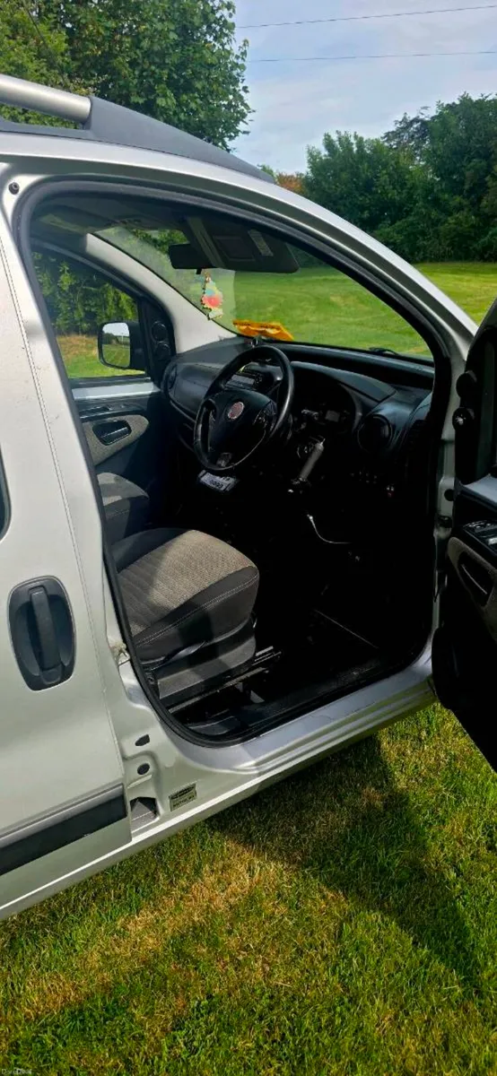 Fiat qubo disabled, wheelchair access - Image 2