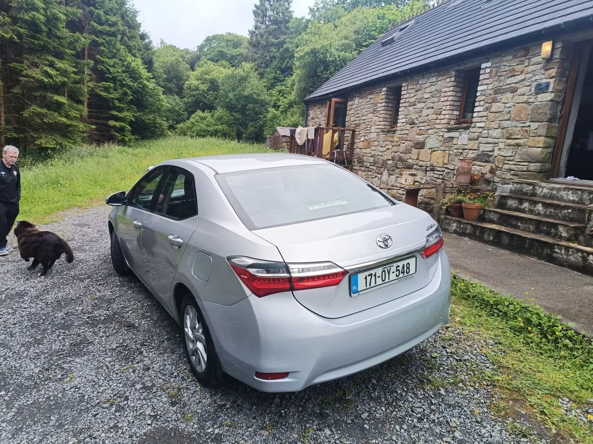 Toyota Corolla 2017 - Image 4