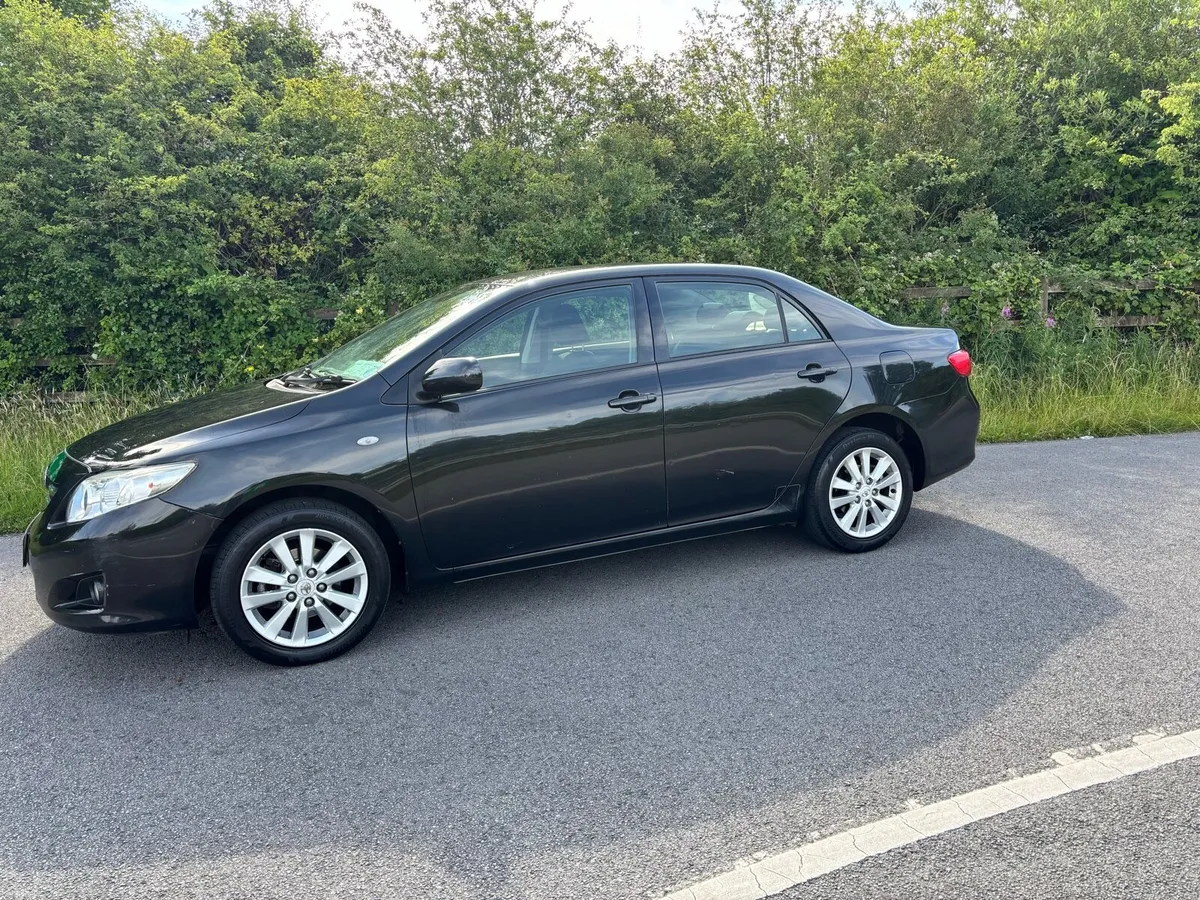 Toyota Corolla - Image 4