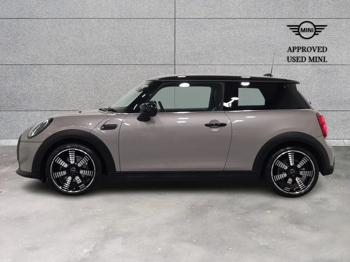 Mini Cooper Cooper Exclusive Auto - Image 4