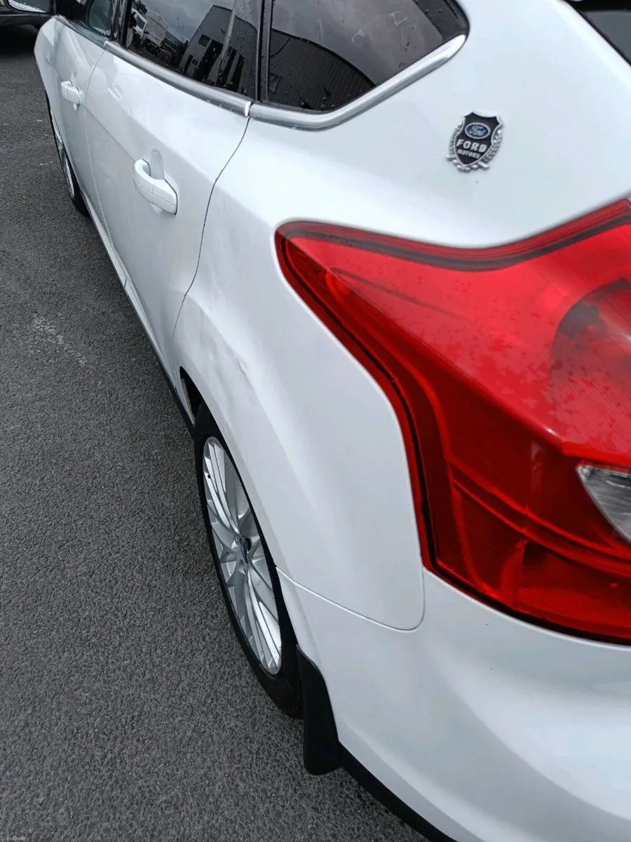 Ford Focus 2013 - Image 5