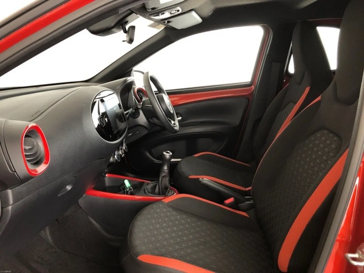 Toyota Aygo X AYGO X DESIGN - Image 6