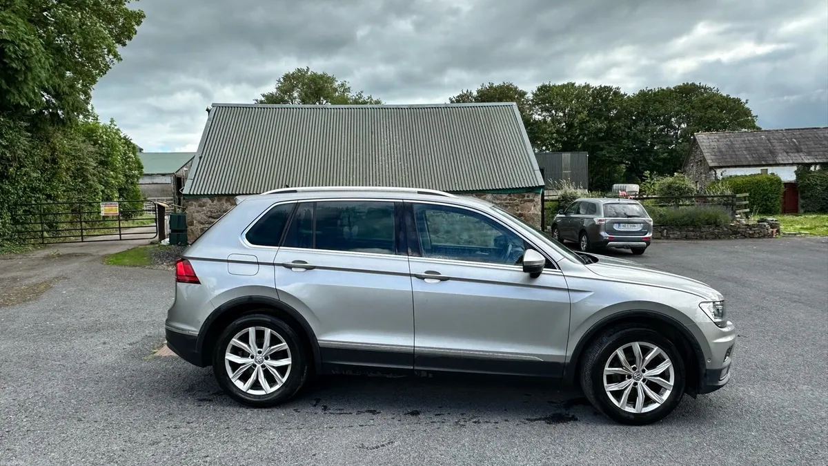 2020 Volkswagen Tiguan – High Line - Image 3